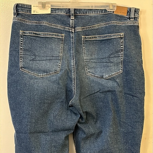 American Eagle NWT 20 Long Mom Jean - Picture 2 of 7